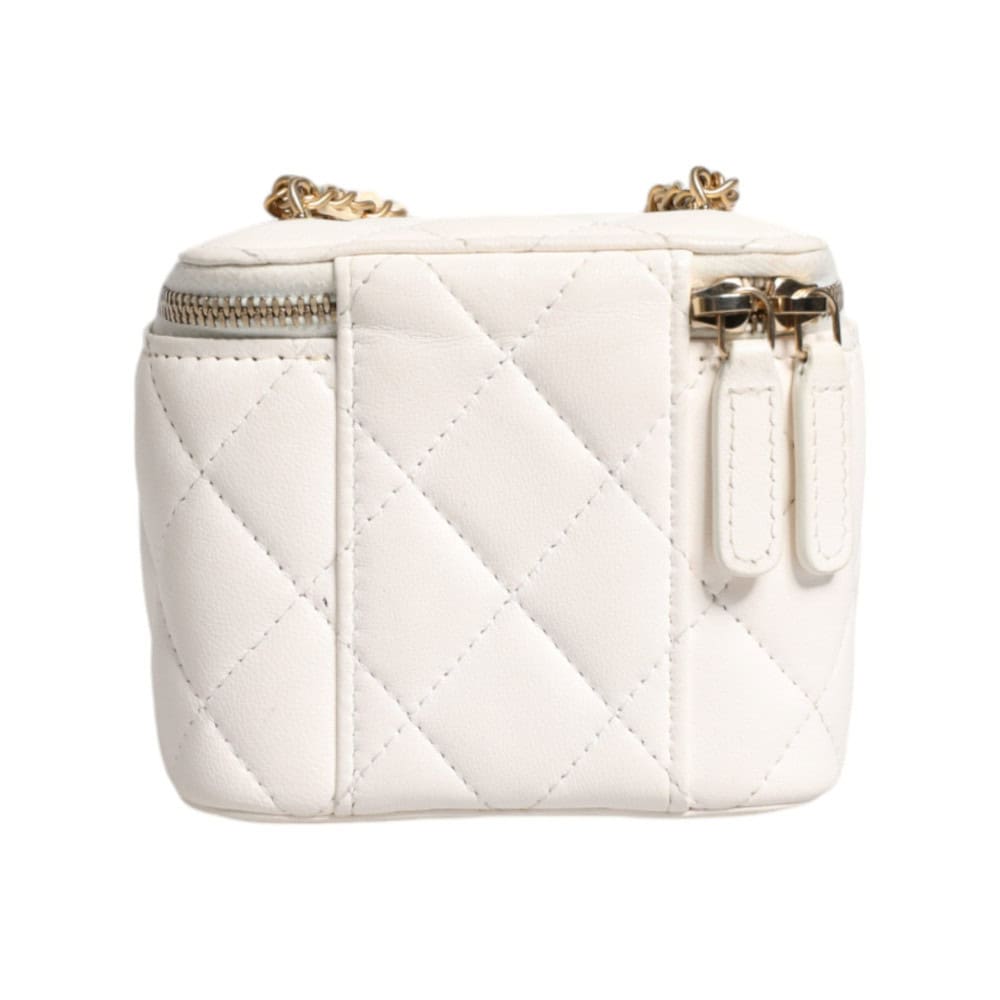 CHANEL - Espejo de tocador de hombro con cadena dorada de piel de cordero maltease blanca - Image 2
