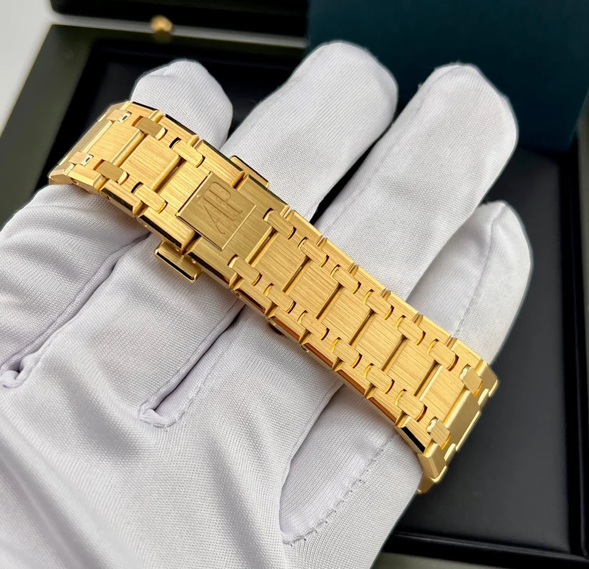 AUDEMARS PIGUET - Royal Oak 18K - Image 4